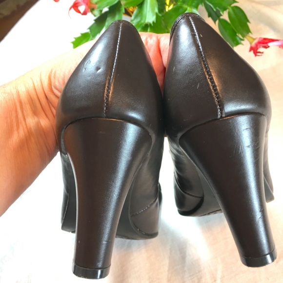 Predictions Deep Brown Heels size 8 - Picture 4 of 7